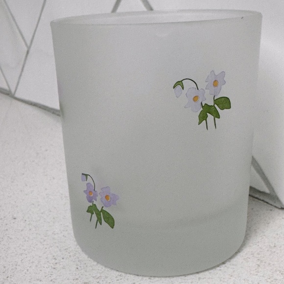 Dartington Designs Frosted Floral Lowball Glasses- Set of 8 - Picture 3 of 6